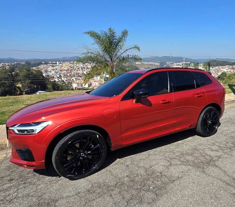 VOLVO XC60 2.0 T8 HYBRID R-DESIGN AWD GEARTRONIC